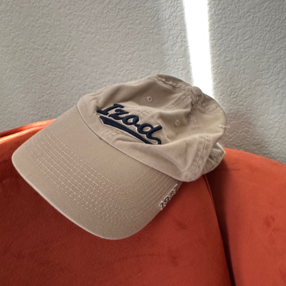 Izod Cap - Picture 3 of 3